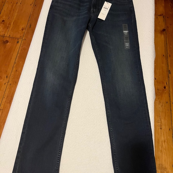 New With Tags Calvin Klein Jeans - Picture 9 of 11